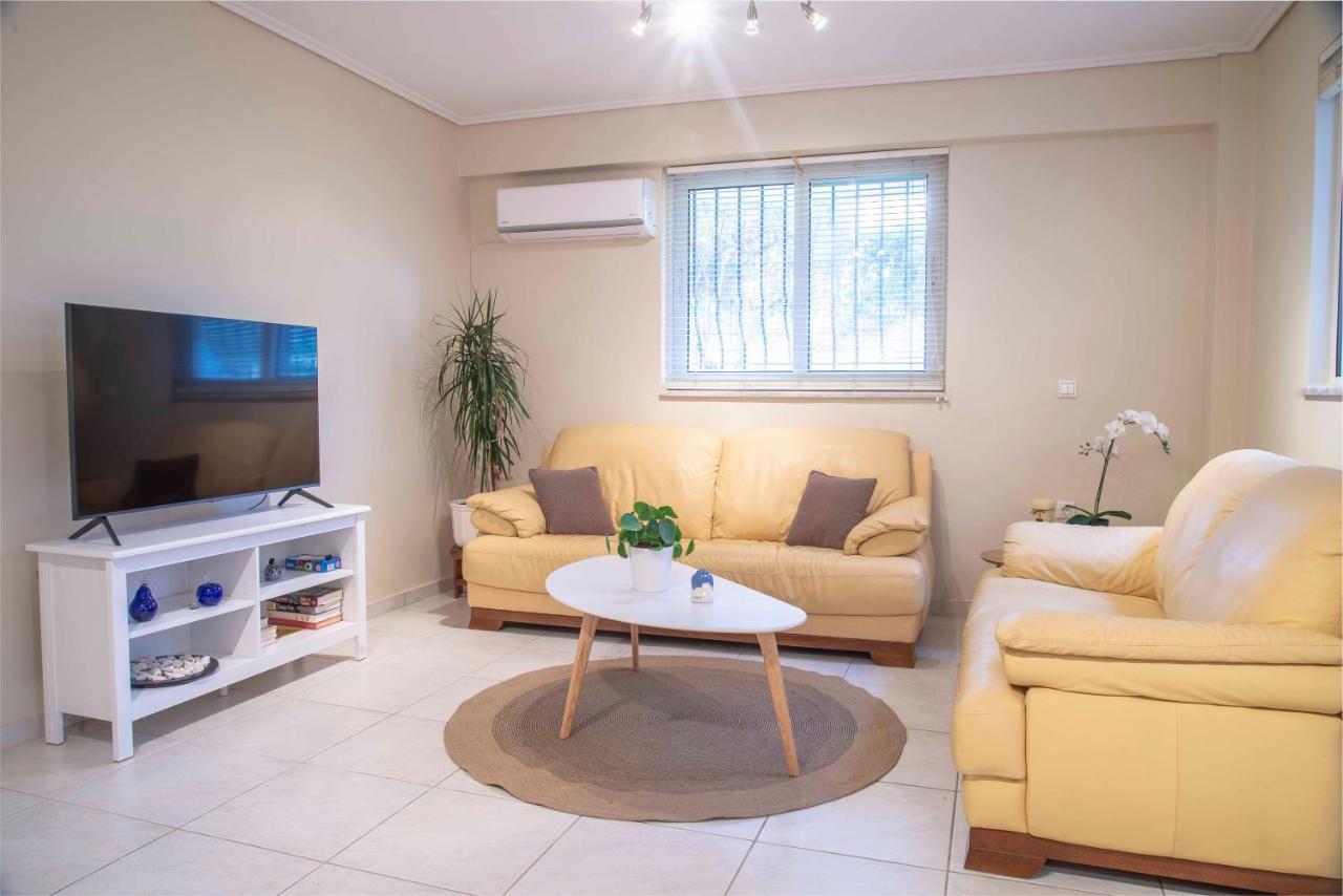 Cozy Near Pristine Sea W/ Free Netflix Nea Makri
